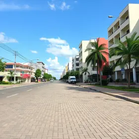 Piso intertravado